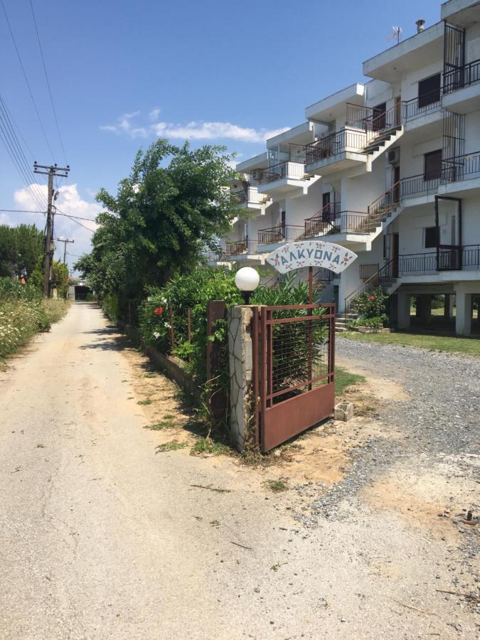 Lovely Apartment By The Sea 2 ….. Епаноми Екстериор снимка